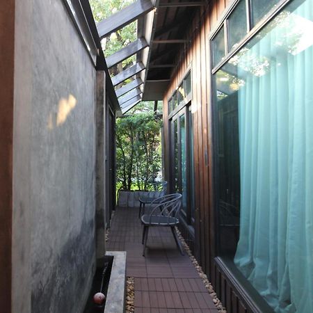 Hotel The Chiang Mai Old Town Esterno foto